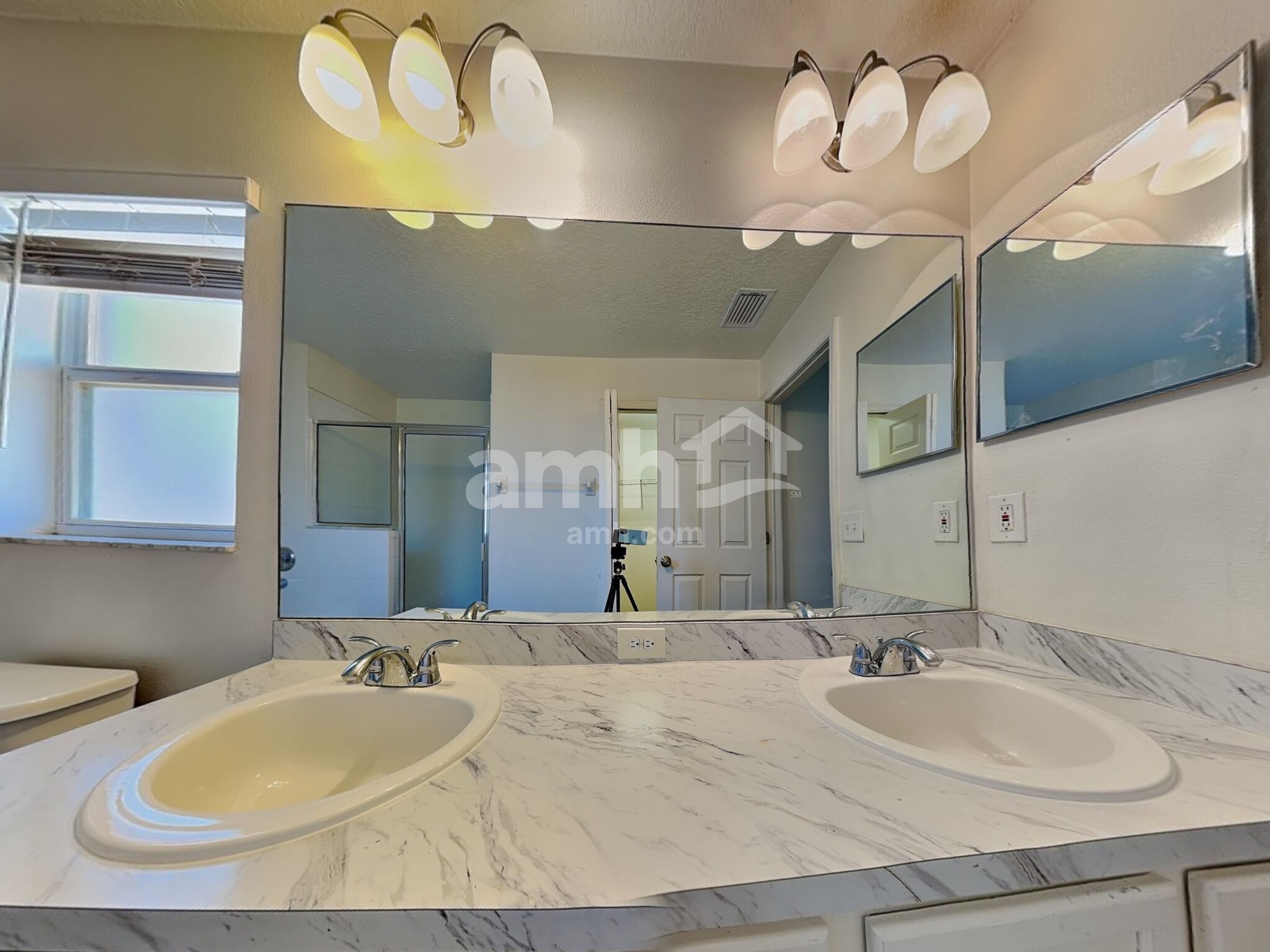 Building Photo - 4306 Reynolds Oaks Pl