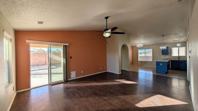 Building Photo - Spacious 4-Bedroom Single-Story Home in Northern Meadows