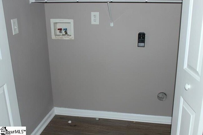Building Photo - 26 Seaside Ln