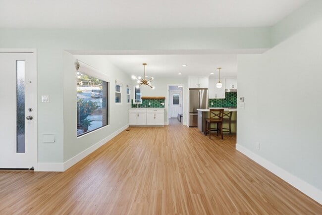 Building Photo - 3 Bedroom Home with Ocean Views in Point Loma