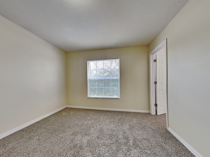 Building Photo - 5921 Cape Loop