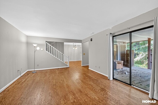 Building Photo - 120 Finley Forest Dr