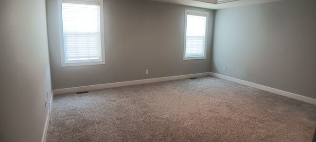 Building Photo - Heron's Landing 4 BD/ 3BTH Available May 14th