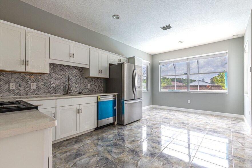 Building Photo - 2252 Wyndam Way