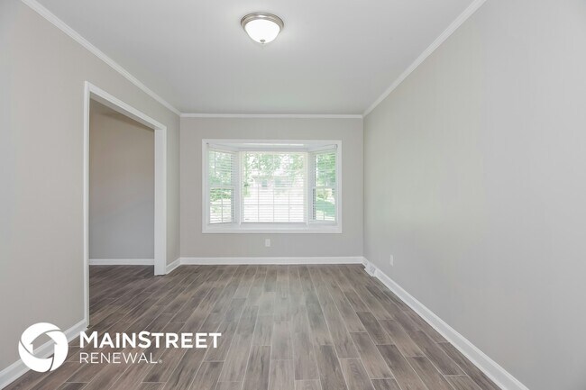 Building Photo - 1200 Castlegate Dr