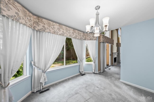 Building Photo - 800 E Saratoga Cir