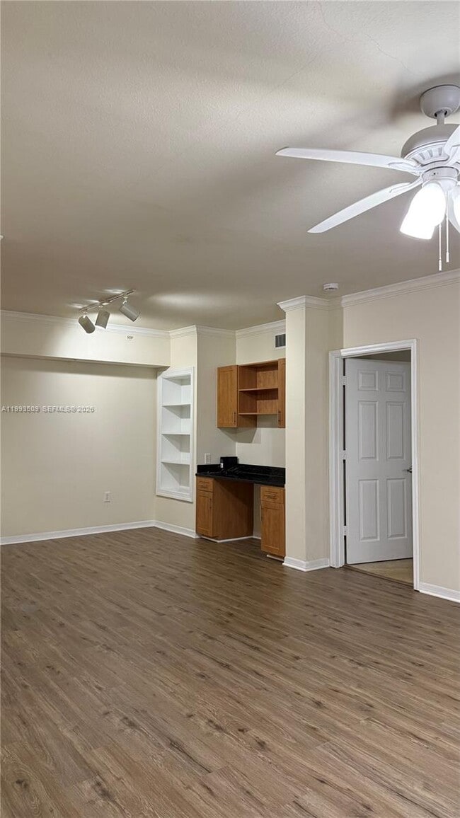 Building Photo - 6458 Emerald Dunes Dr