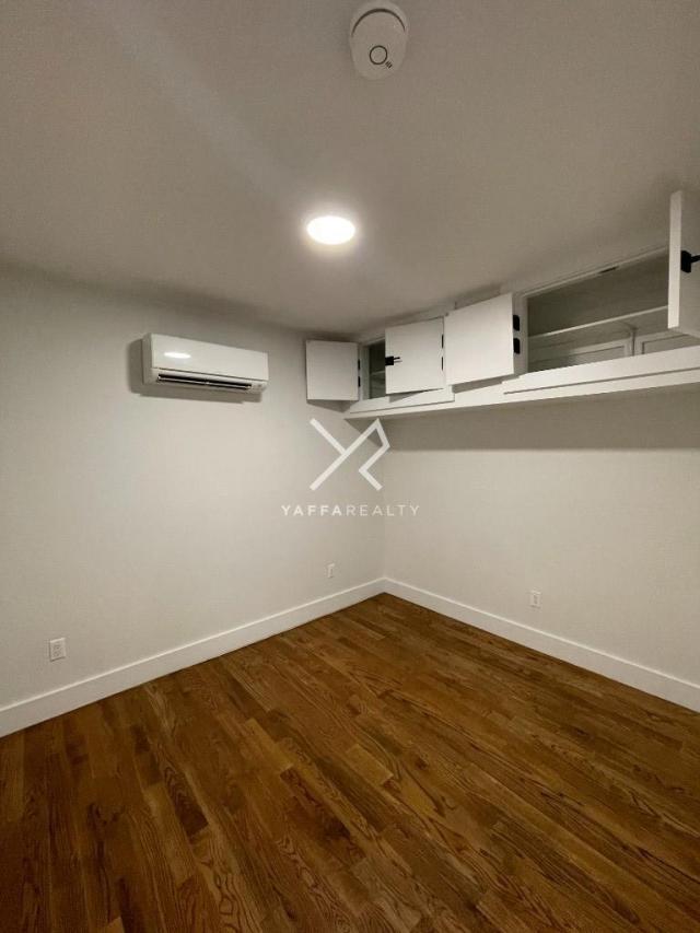 Building Photo - 2 bedroom in BROOKLYN NY 11237