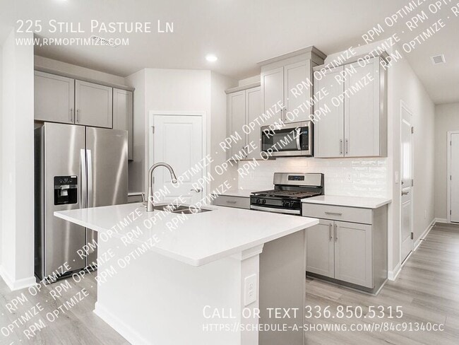 Building Photo - 225 Still Pasture Ln