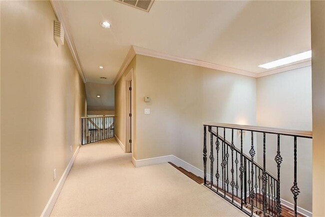 Building Photo - 1502 Duffner Dr