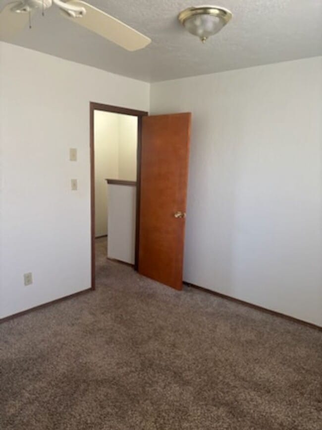 Building Photo - 2903 NE Tortoise Dr