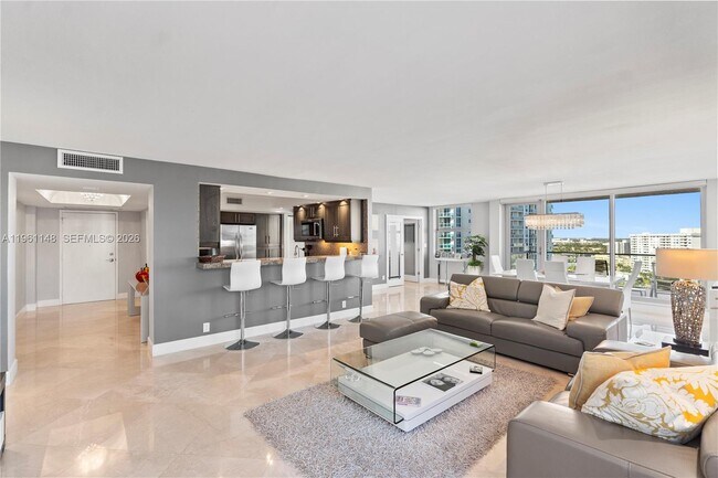 Building Photo - 1920 S Ocean Dr