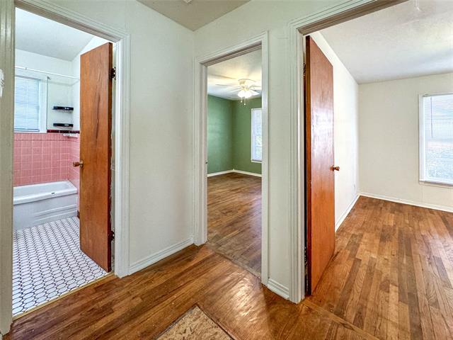 Building Photo - 1420 Broadway St