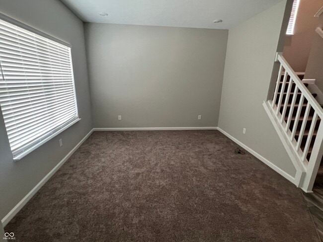 Building Photo - 1014 Sagittarius Ave