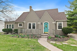 Building Photo - 811 Ellwood Ave