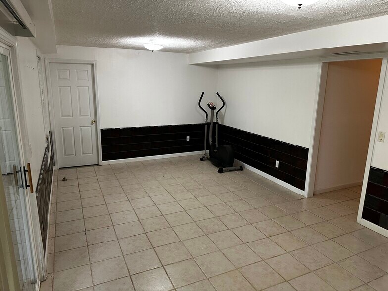 Building Photo - 4438 Morningside Dr SE