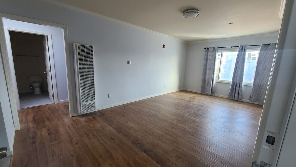 Building Photo - 1309 Solano Ave