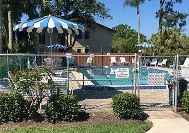 Building Photo - 5713 Foxlake Dr