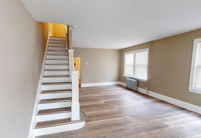 Building Photo - Renovated Twin Home Now Available for Immediate Move In