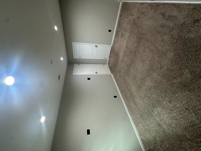Building Photo - 7307 Galleon Dr