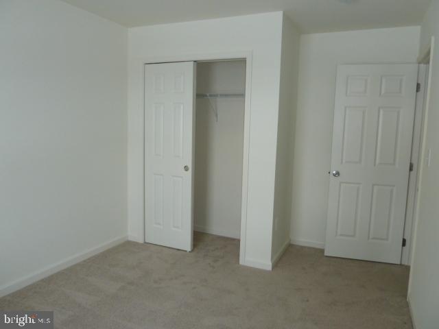 Building Photo - 860 Champions Dr