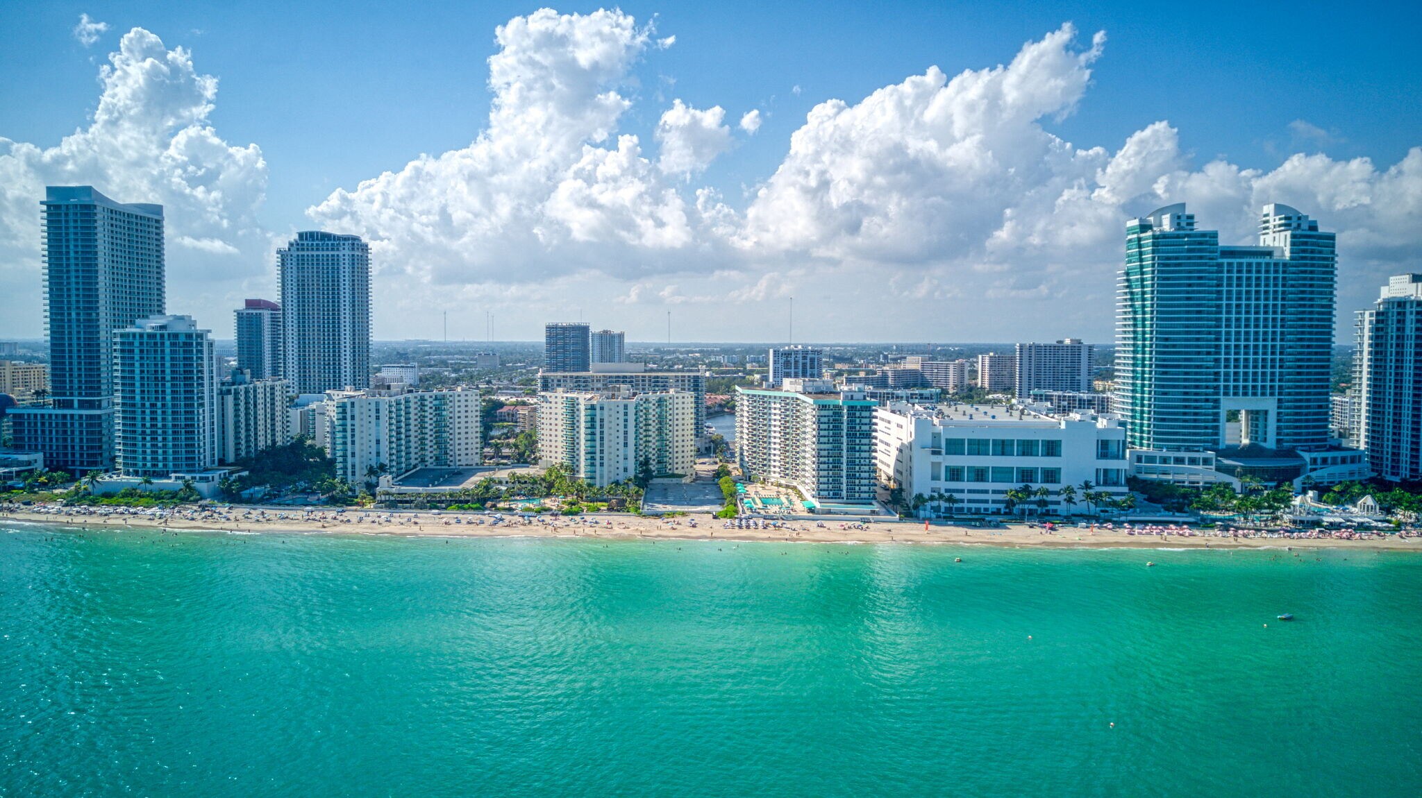 Building Photo - 3725 S Ocean Dr