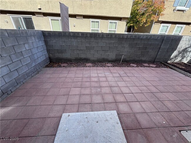 Building Photo - 6164 Calm Breeze Ave