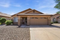 Building Photo - 3 Bedroom Home in Bridlewood!