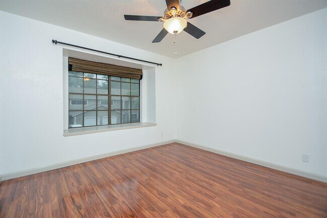 Building Photo - 14911 Wunderlich Dr