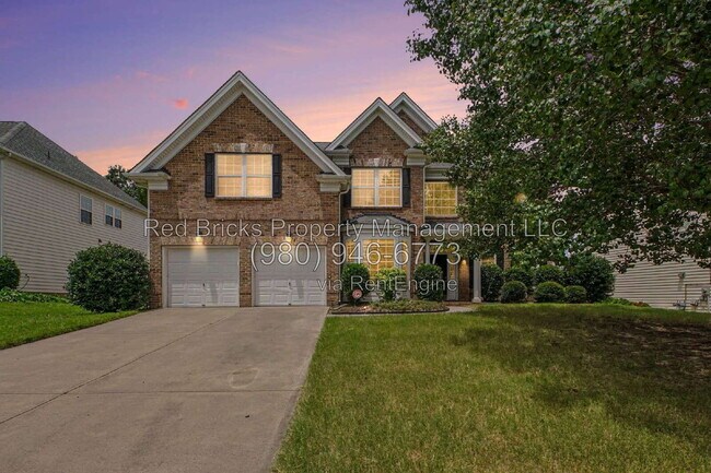 Building Photo - 7864 Whispering Wood Dr