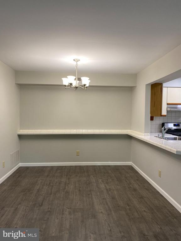 Building Photo - 157 Bradford Ct