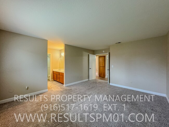 Building Photo - Spacious Single-Story Home in Prime Citrus Heights Location