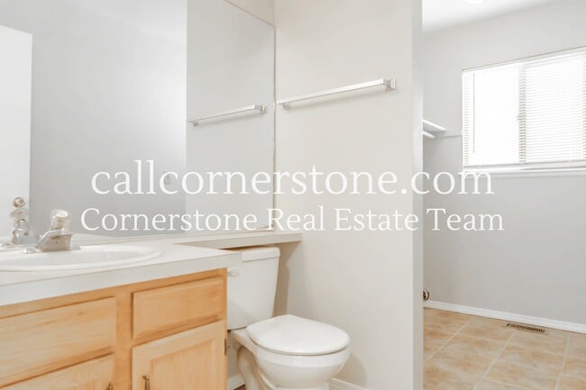 Building Photo - 5037 Plumstead Dr