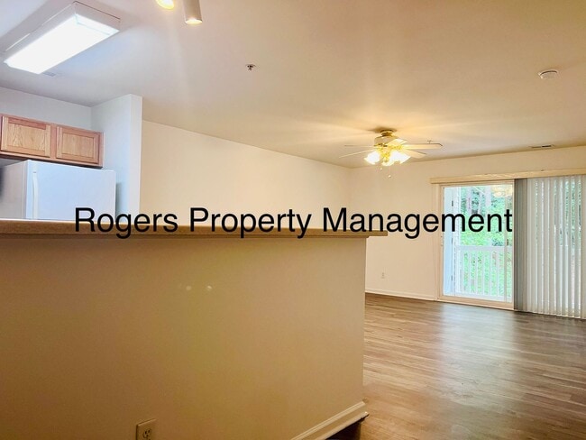 Building Photo - 2950 Trailwood Pines Ln