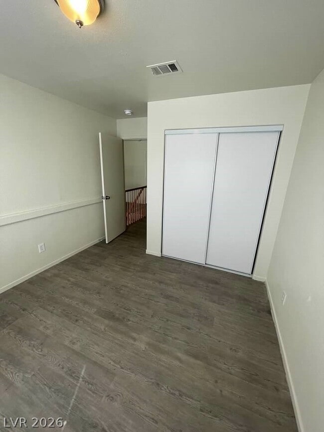 Building Photo - 8829 Cornwall Glen Ave