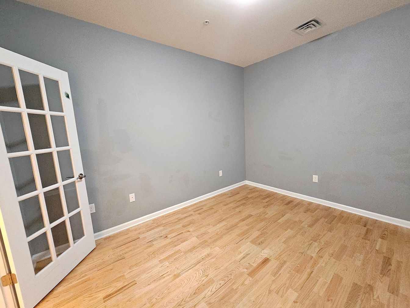 Building Photo - 130 Trotter Rd