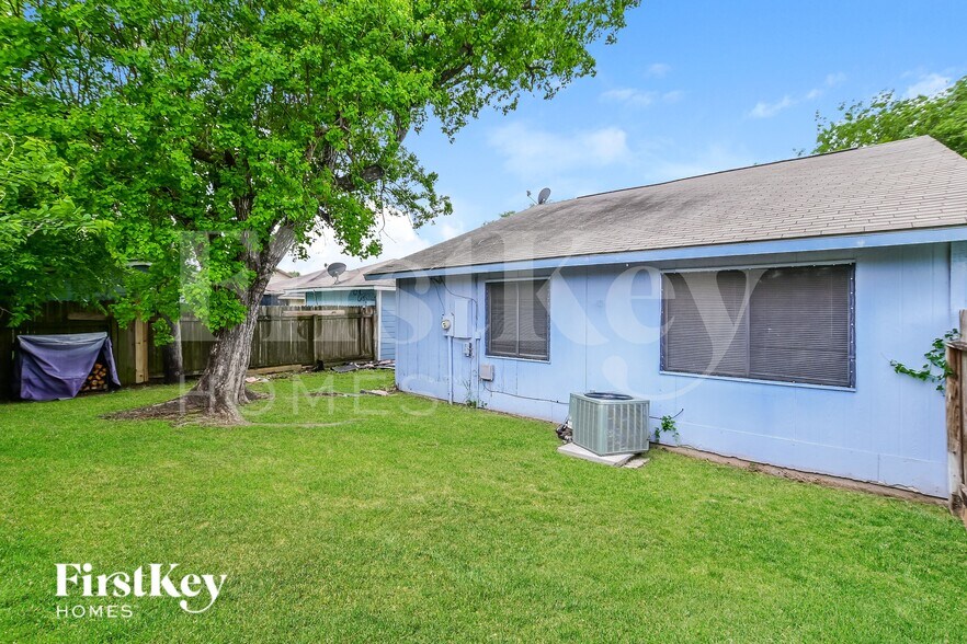 Building Photo - 6356 Porterway Dr