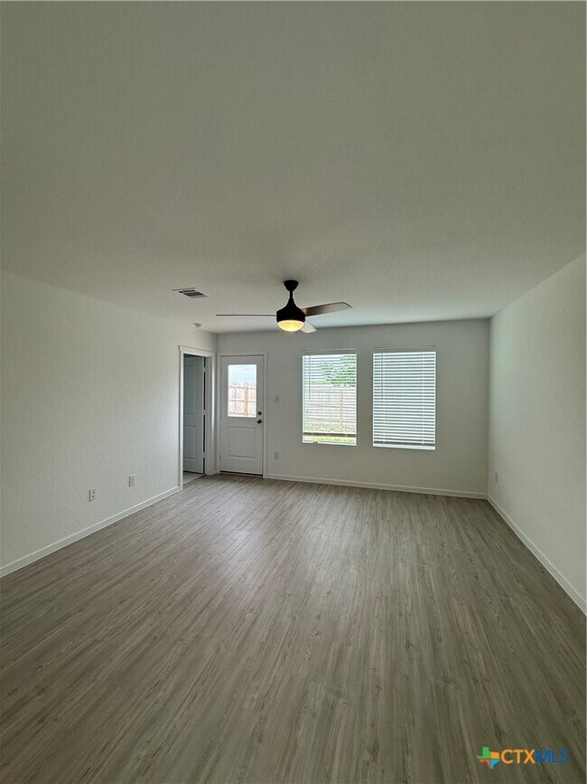 Building Photo - 3230 Mound Rdg