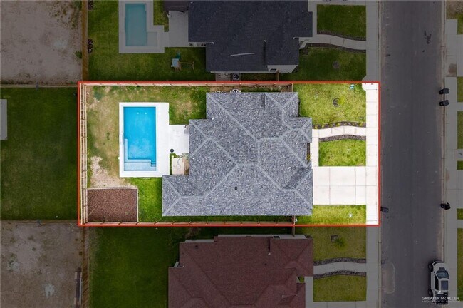 Building Photo - 24 Zenker Ave