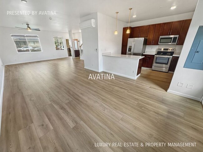 Building Photo - 91-960 Iwikuamoo St-404