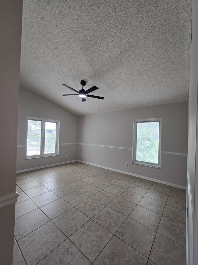 Building Photo - 14528 Kristenright Ln