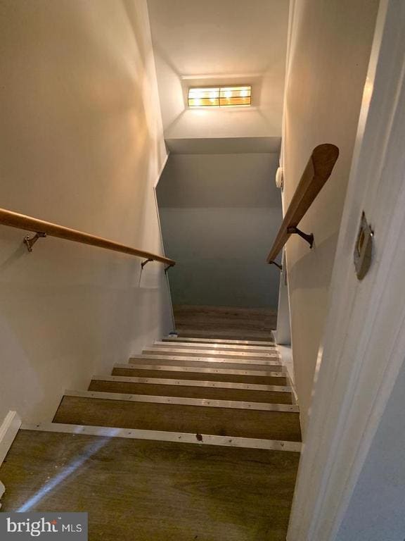 Building Photo - 63 Lincoln Dr