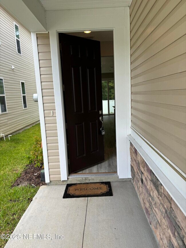 Building Photo - 6847 Mirage St