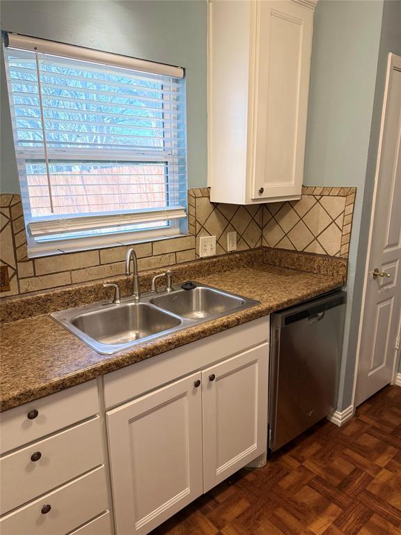 Building Photo - 6902 Colony Park Dr