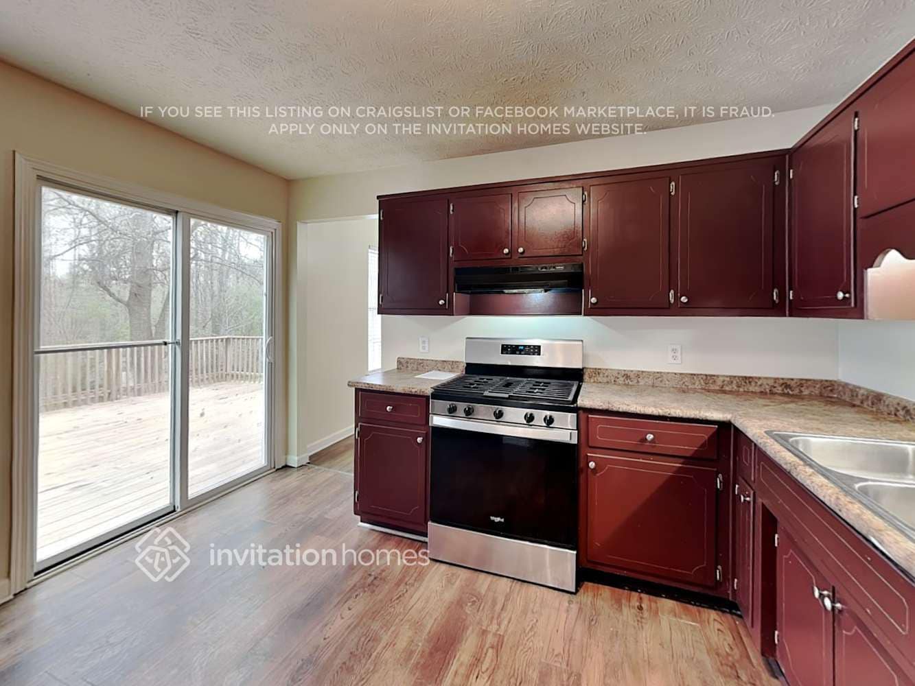 Building Photo - 1835 Red Rose Ln