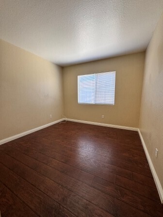 Building Photo - Nice Home in convenient location near ever...
