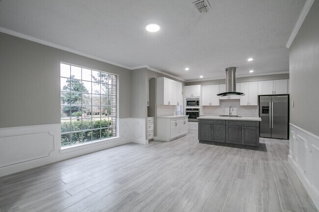 Building Photo - 16623 Wimbledon Forest Dr