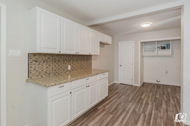 Building Photo - 4328 Conley Ave