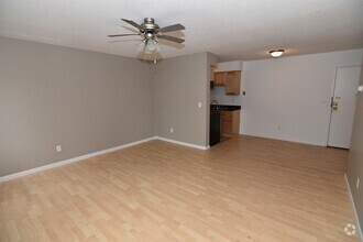 Building Photo - 2740 Pleasant