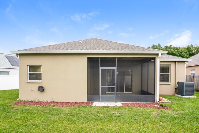 Building Photo - 13206 Beechberry Dr